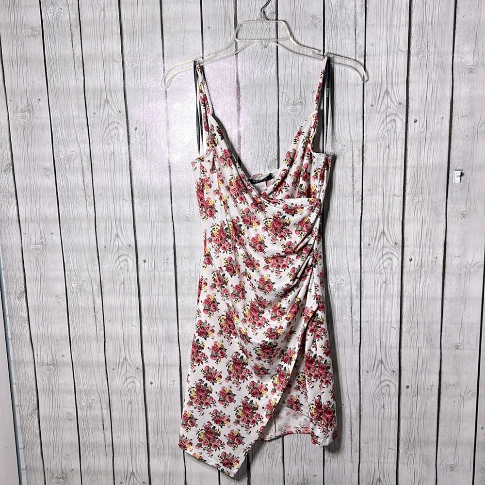 Joe & Elle floral sleeveless mini dress size L